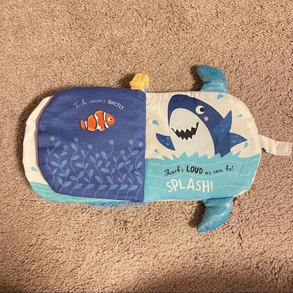 Make Believe Ideas Shark Puppet book NWOT - Picture 7 of 7